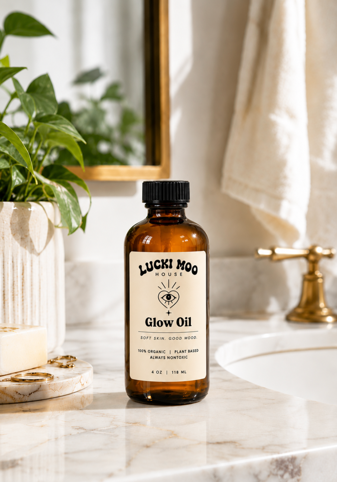 Lucki Moo Glow Oil