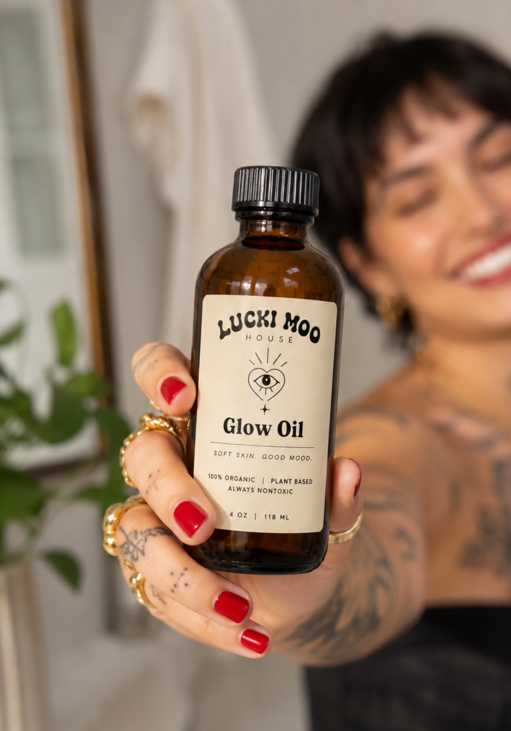 Lucki Moo Glow Oil
